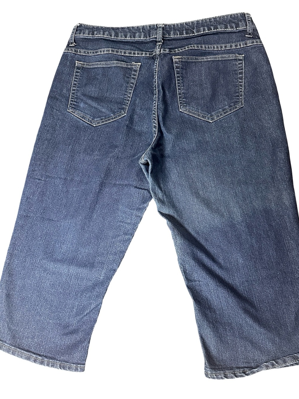 Riders by Lee Blue Stretch Mid Rise Bermuda Denim Jean
Shorts Size 14 - Picture 4 of 7